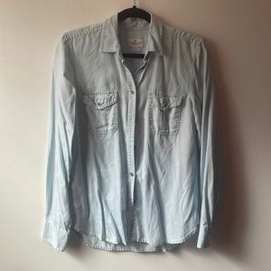 American Eagle button down denim shirt in small